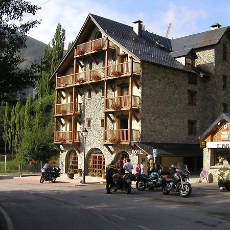 Hotel Bocale Sallent De Gallego Exterior photo